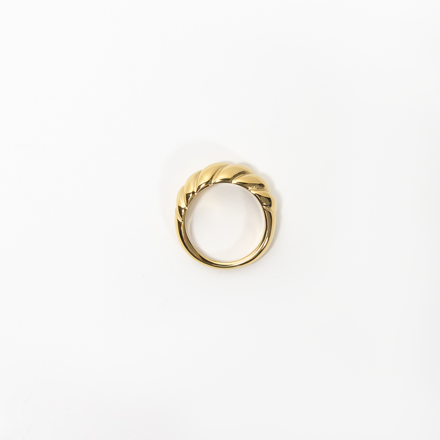 Gianni Croissant Ring in Gold