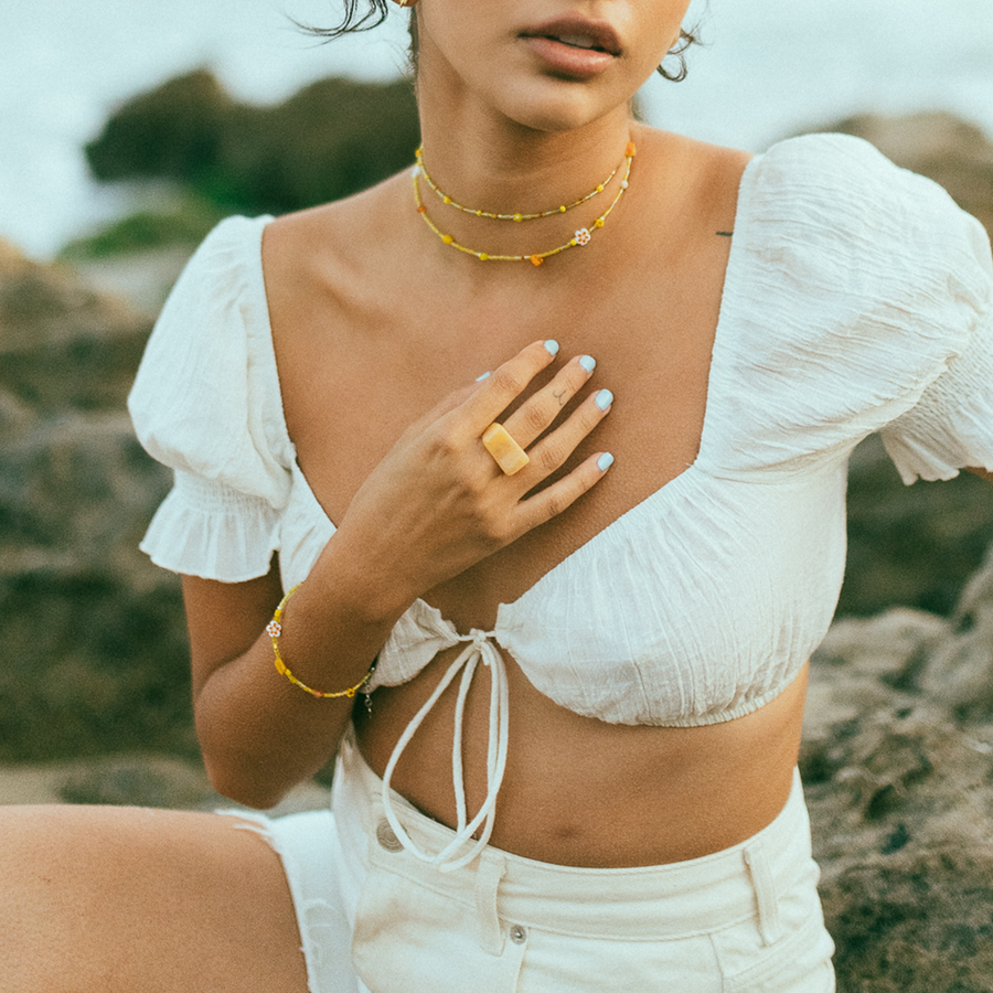 Atrani Daisy Beaded Choker Necklace